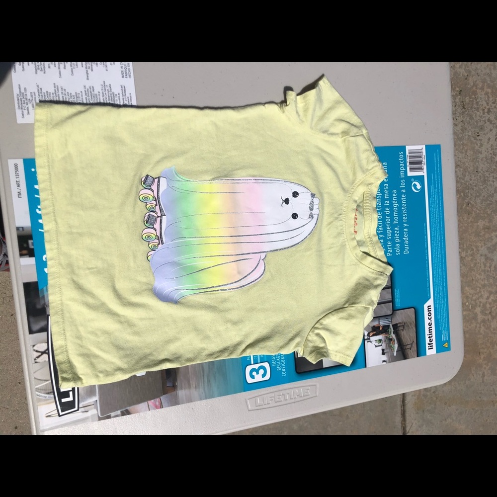 4 T-Shirts for $12!!  Girls Toddler Bundle XS (4/5) of 4 T-Shirts. - Picture 3 of 5
